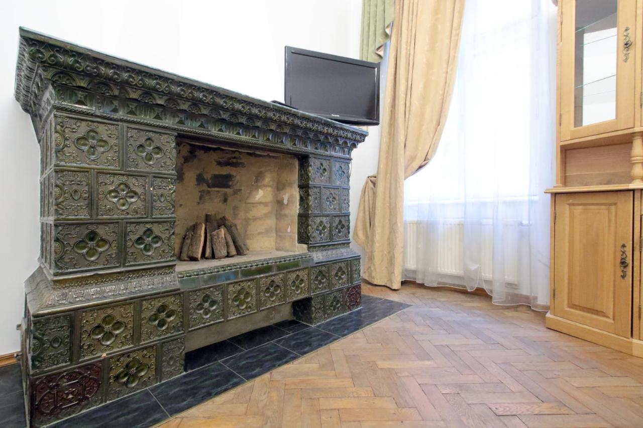 Pro Apartments 12213 Lviv Bagian luar foto
