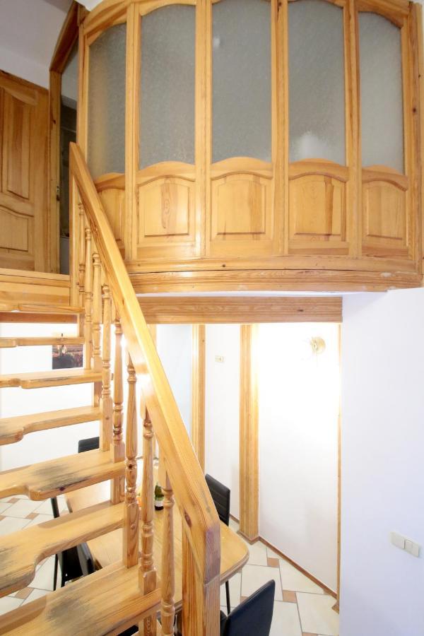 Pro Apartments 12213 Lviv Bagian luar foto